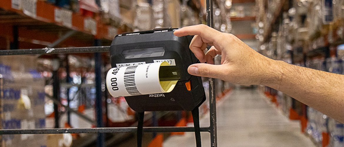 Como aumentar a produtividade no setor logístico mediante a impressão portátil